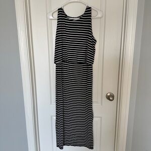 Seraphine maternity and nursing dress